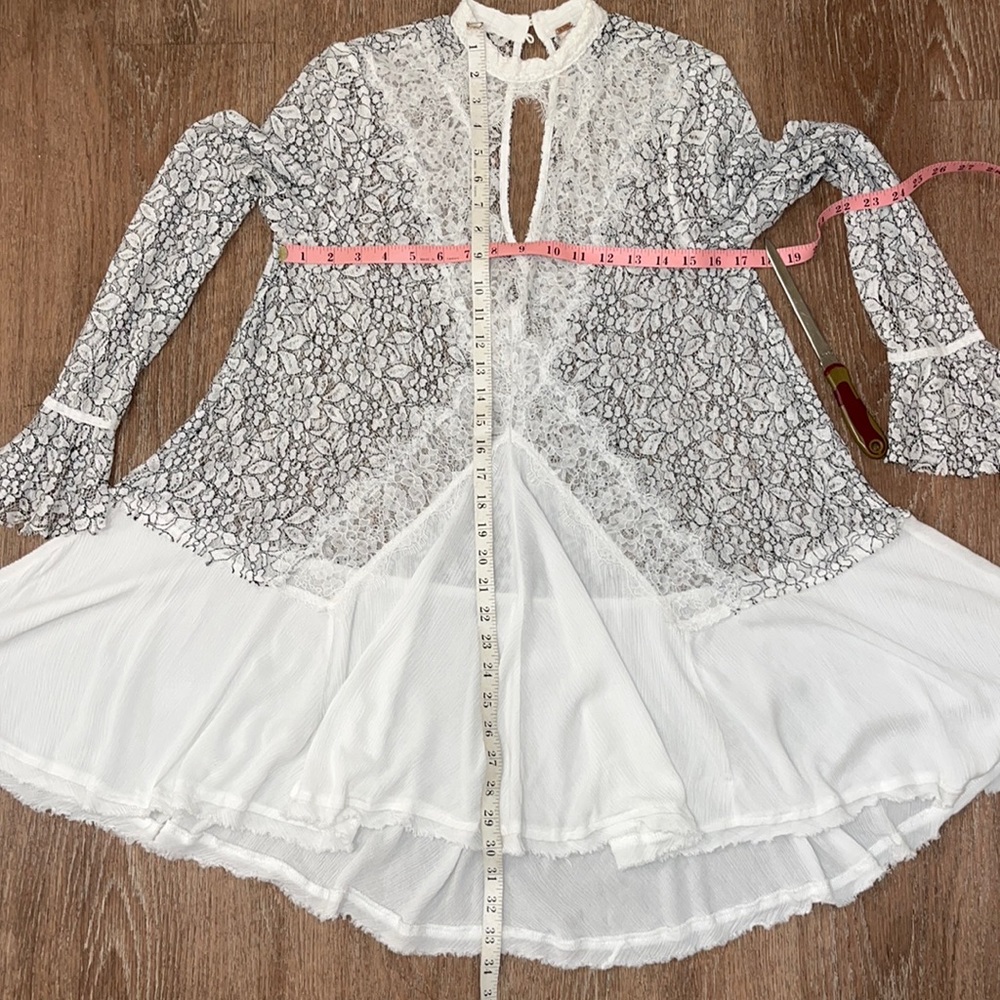 Free People ‘Tell Tale Cutout’ Lace Tunic Mini Dress - Picture 7 of 15